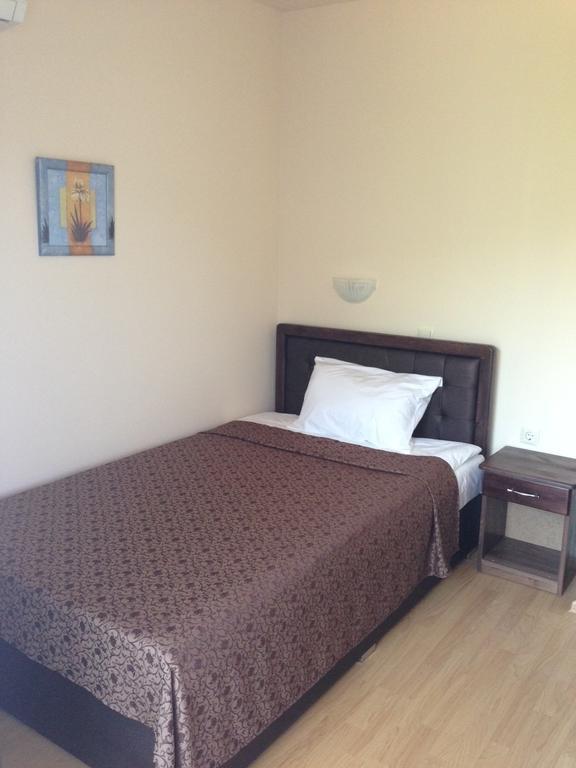 Hotel Terazini Veliko Tarnovo Quarto foto