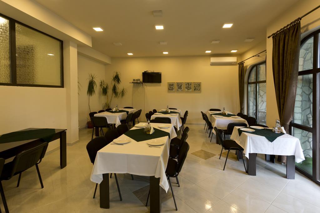 Hotel Terazini Veliko Tarnovo Exterior foto